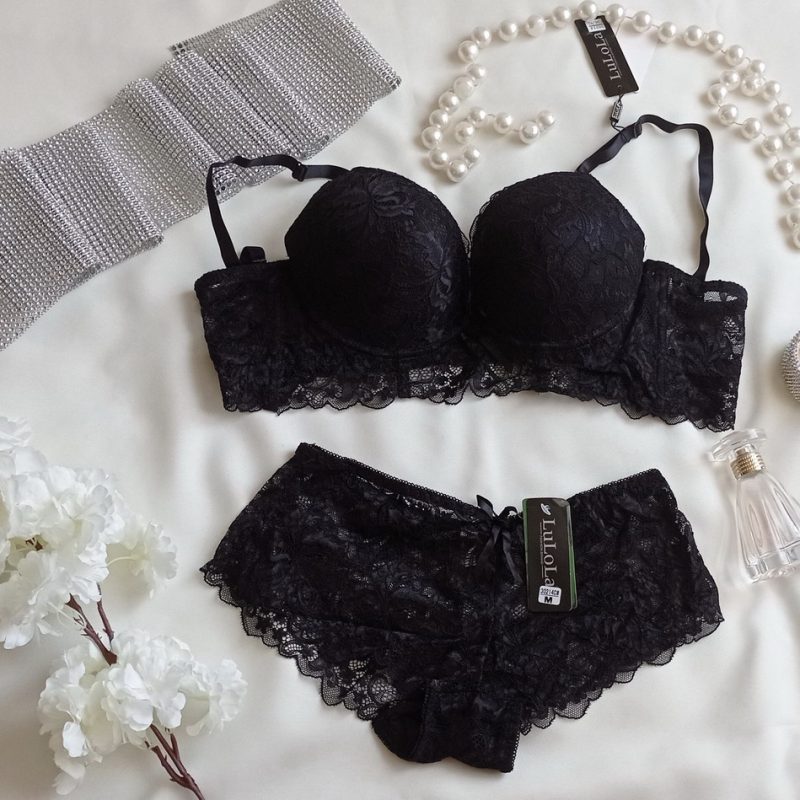 Комплект з шортиками чорний